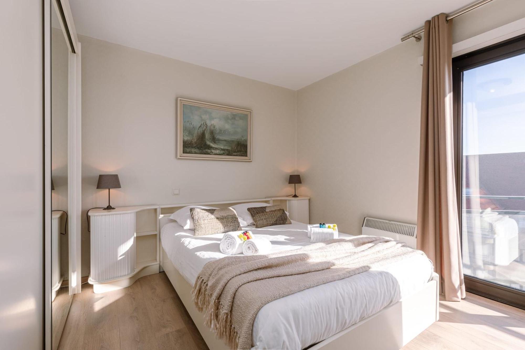 Huswell - Spacious & Modern Sea View Apartment With Garage Ostende Exteriér fotografie